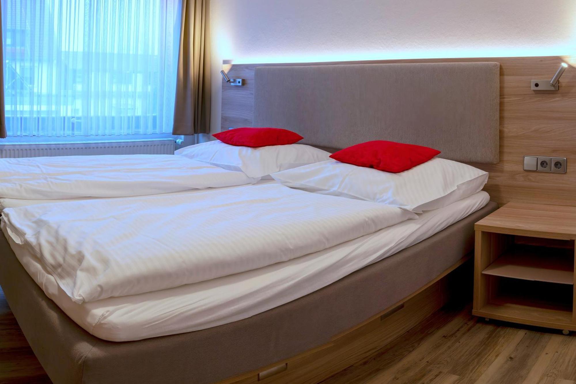 Hotel Am Stern Ильцен Экстерьер фото